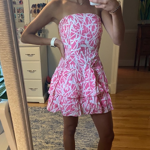 Lilly Pulitzer Dresses & Skirts - Lilly Pulitzer Strapless Pink Elinor Dress
